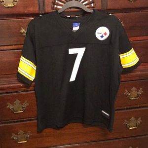 Steeler’s Reebok Big Ben ladies jersey